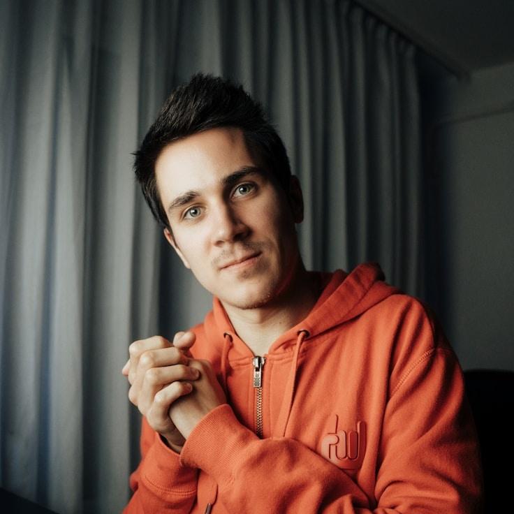 Portrait of Kiran Desai meditation instructor